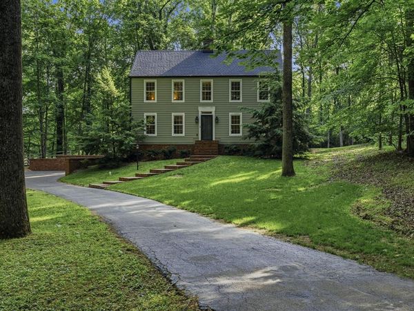 161 Lee Ann Court , Bowling Green, KY 42103