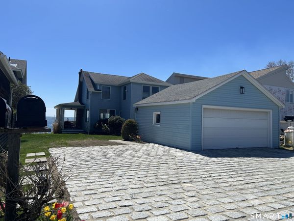 293 Giants Neck, East Lyme, CT 06357
