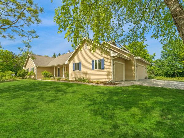 N6383 Hickory Cross -, Plymouth, WI 53073