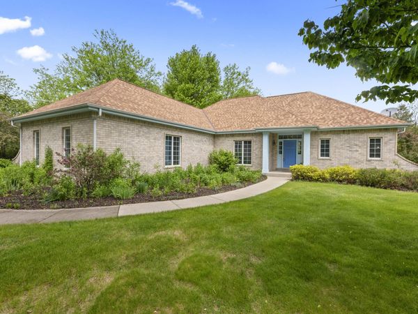 W379N8508 Mill St, Oconomowoc, WI 53066