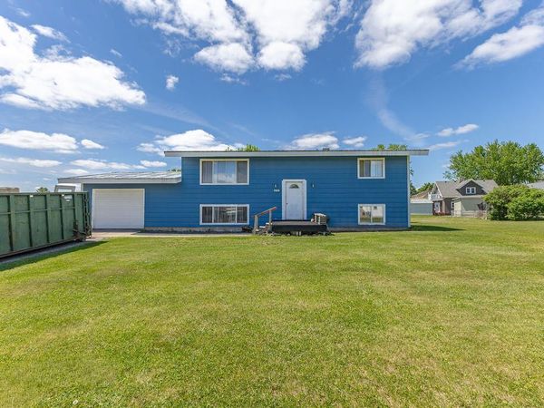 22781 Jackson St, Ettrick, WI 54627