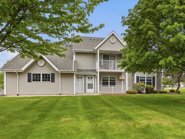 234 Minz Park Cir, Unit 2, West Bend, WI 53095