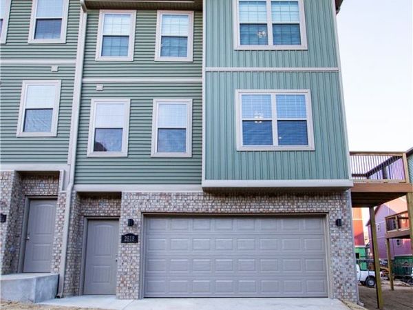 2818 W Auburn Drive , Fayetteville, AR 72704
