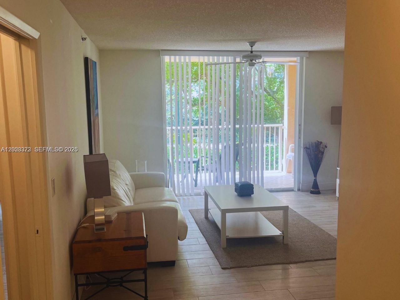 19555 E Country Club Dr, Unit 8206, Aventura, FL 33180 Main Photo