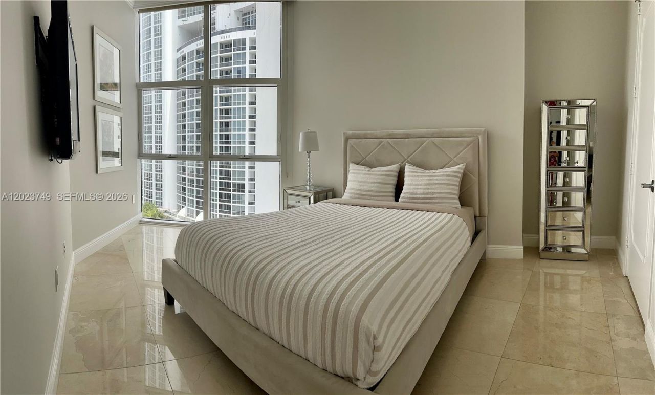 18101 Collins Ave, Unit 1108, Sunny Isles Beach, FL 33160 Photo