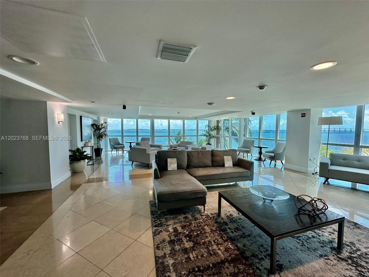 1155 Brickell Bay Dr , Unit 905, Miami, FL 33131 Photo