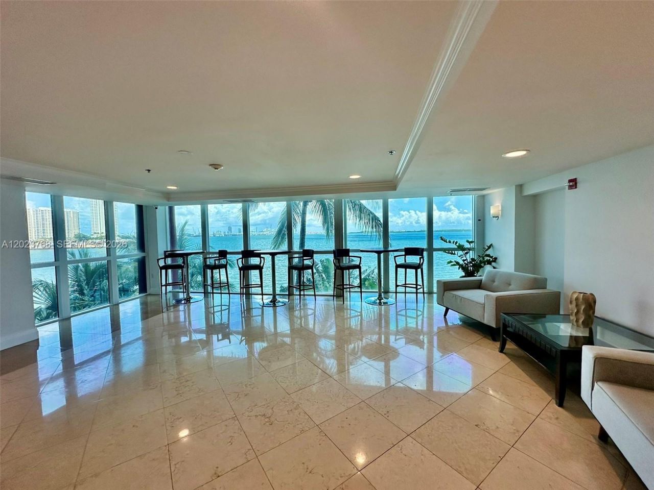 1155 Brickell Bay Dr , Unit 905, Miami, FL 33131 Photo