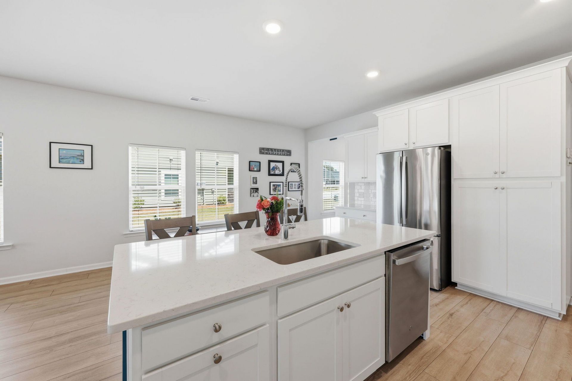 1210 Black Skimmer Street Photo 9