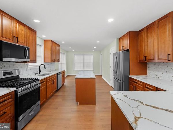 500 MAGNOLIA STREET, BEVERLY, NJ 08010