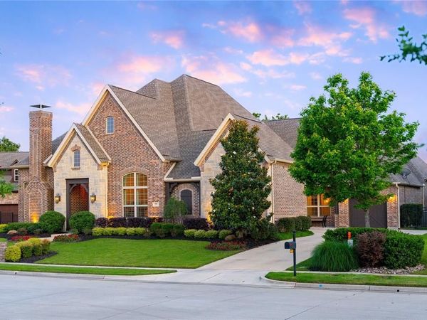 705 Strauss, Colleyville, TX 76034