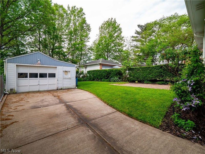 4711 Longwood Avenue, Parma, OH 44134 Photo 3