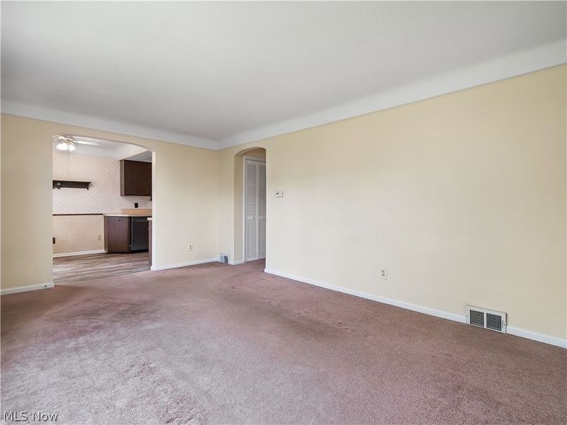 4711 Longwood Avenue, Parma, OH 44134 Photo 9