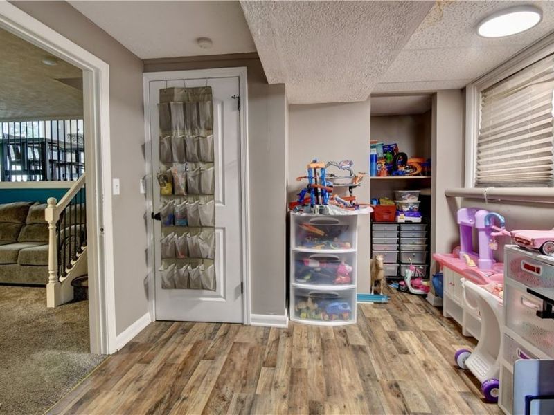 5686 Darletta Street SW, Navarre, OH 44662 Photo 19