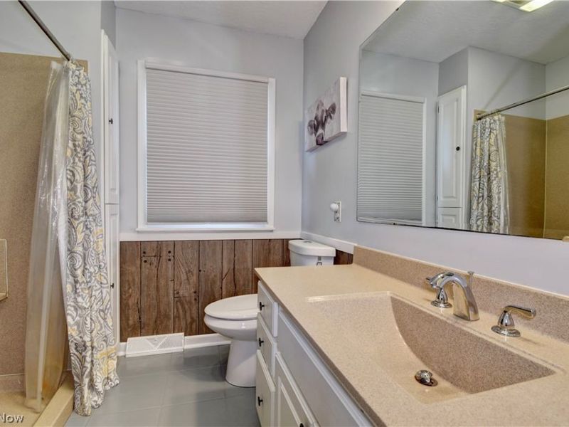 5686 Darletta Street SW, Navarre, OH 44662 Photo 20