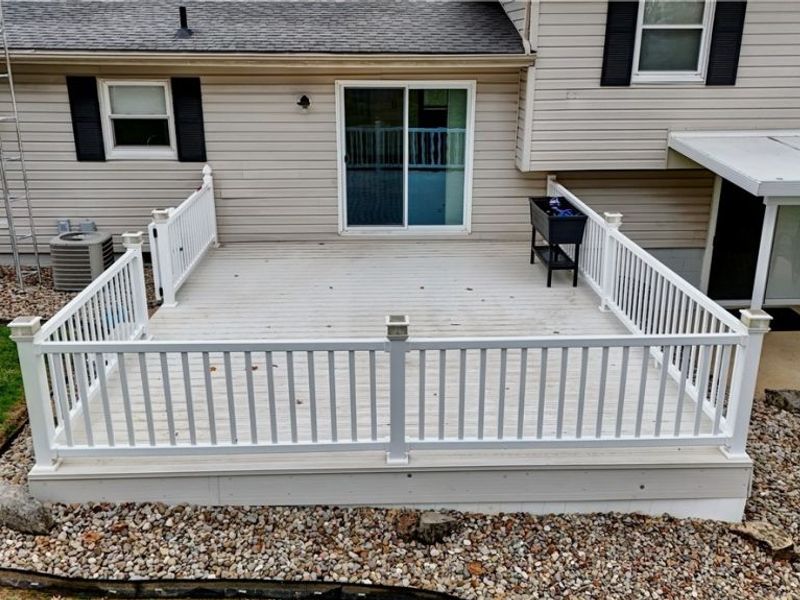 5686 Darletta Street SW, Navarre, OH 44662 Photo 25