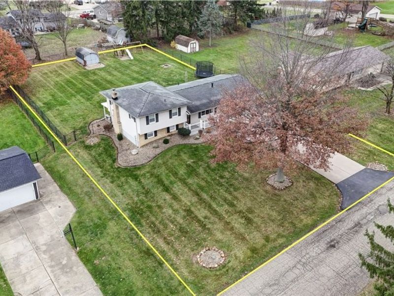 5686 Darletta Street SW, Navarre, OH 44662 Photo 3