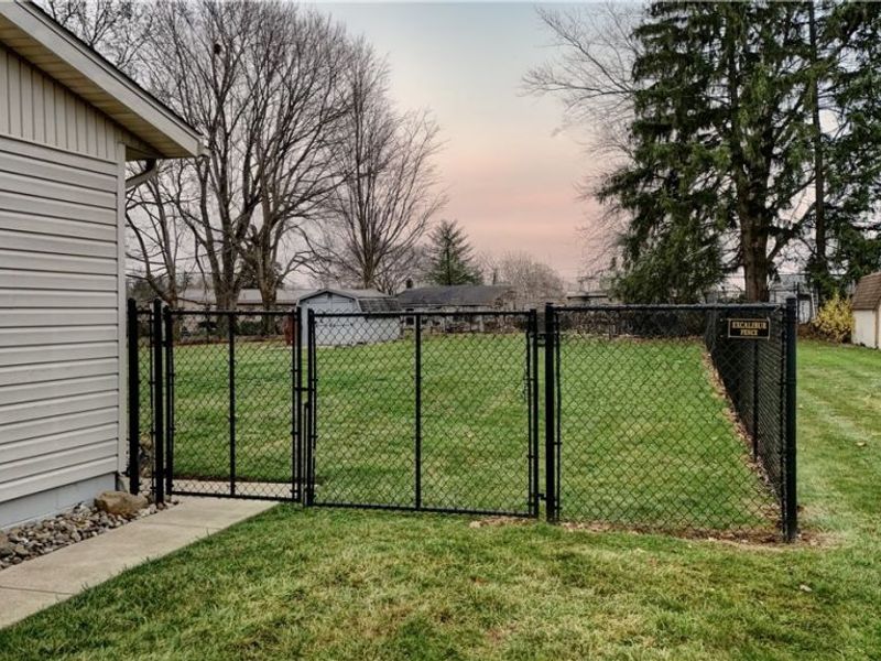 5686 Darletta Street SW, Navarre, OH 44662 Photo 31