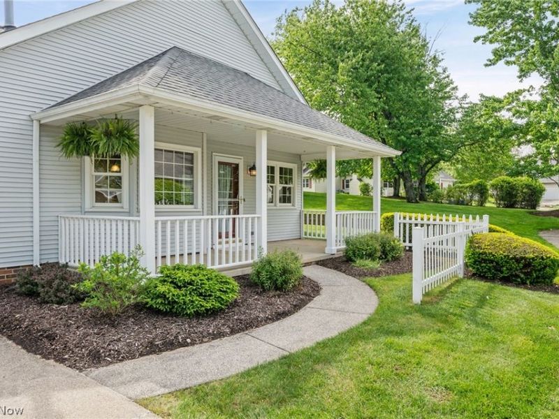 1235 Candlewick Lane, Unit 3-11, Broadview Heights, OH 44147 Photo 2
