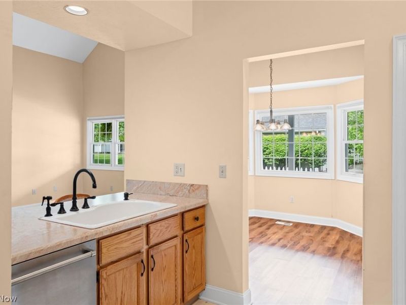 1235 Candlewick Lane, Unit 3-11, Broadview Heights, OH 44147 Photo 7