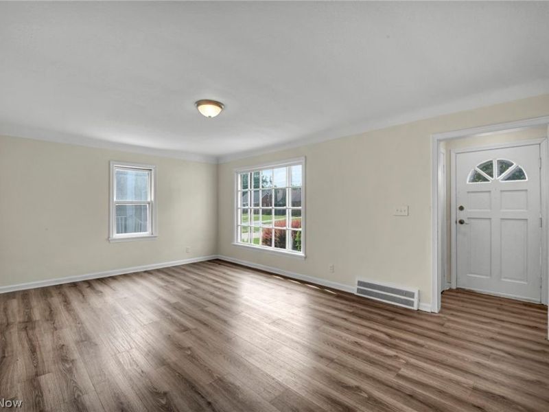 25671 Farringdon Avenue , Euclid, OH 44132 Photo 13
