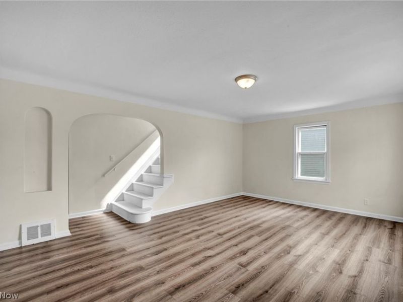25671 Farringdon Avenue , Euclid, OH 44132 Photo 14