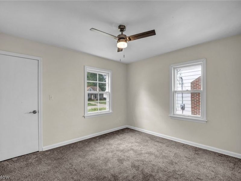 25671 Farringdon Avenue , Euclid, OH 44132 Photo 18
