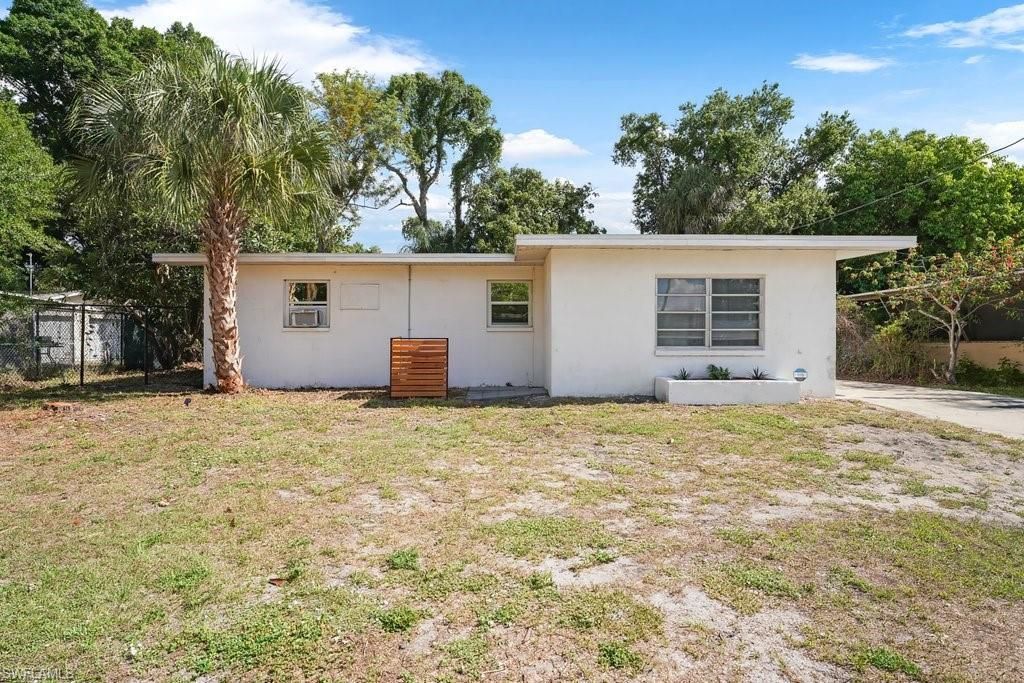 912 Hibiscus Ln , North Fort Myers, FL 33903 Photo