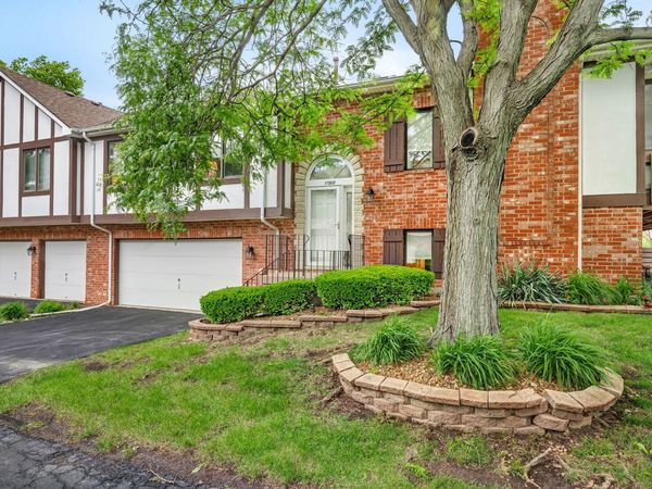 17808 Cameron Parkway , Orland Park, IL 60467