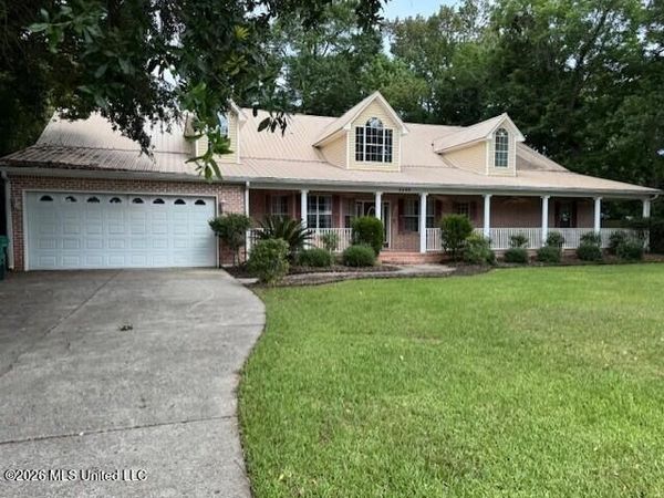5300 Beardslee Street, Moss Point, MS 39563