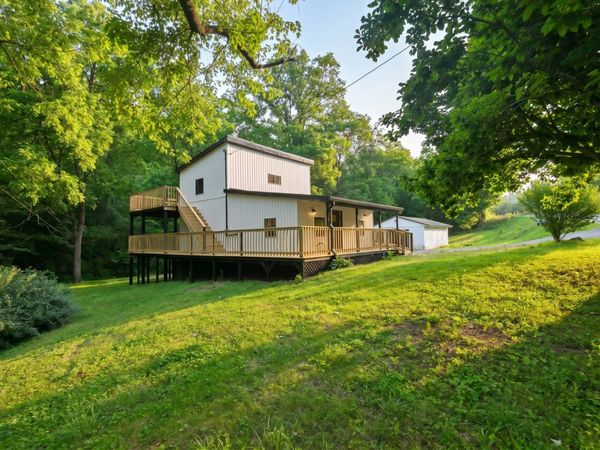 2627 Auburntown Rd, Woodbury, TN 37190