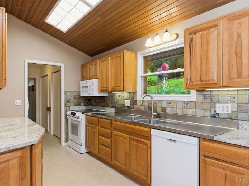 3622 Lobelia Drive, Blue Ash, OH 45241 Photo 30