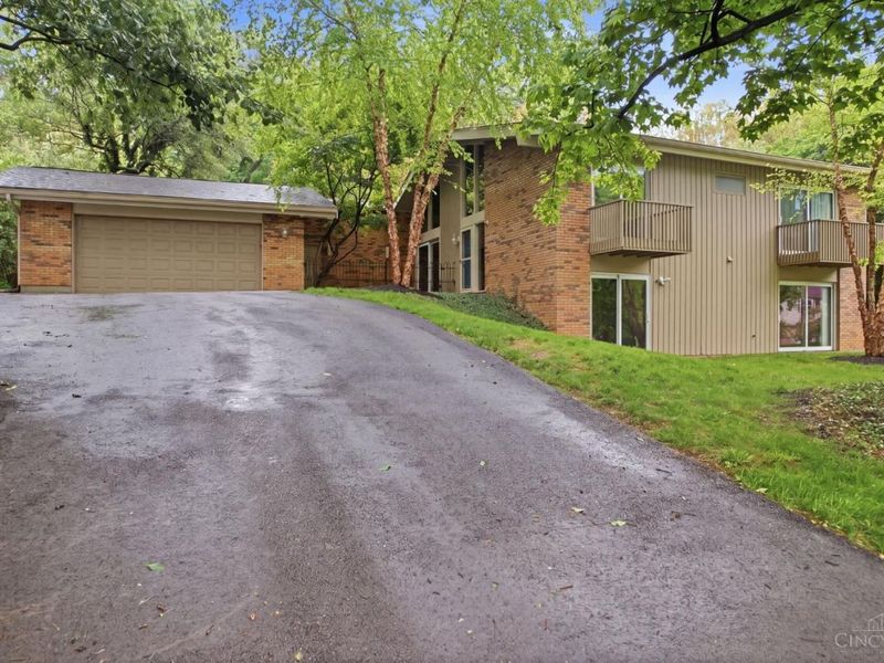3622 Lobelia Drive, Blue Ash, OH 45241 Photo 5