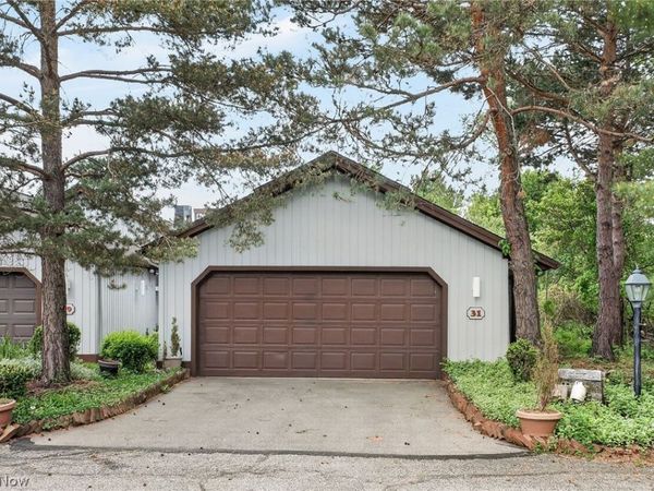 31 Pinewood Drive , Medina, OH 44256
