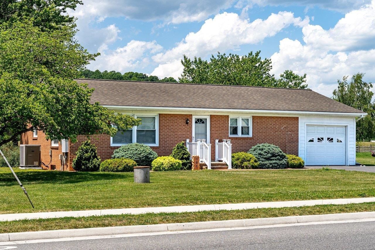 310 DRY RIVER RD primary photo