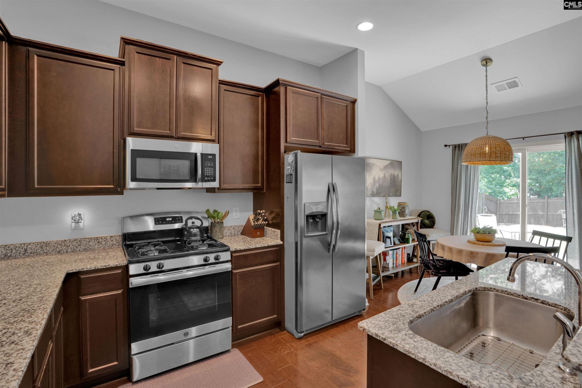 470 Finch Lane  Photo 13