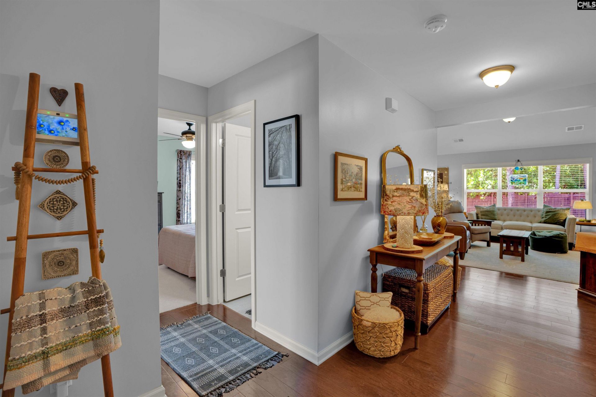 470 Finch Lane  Photo 4