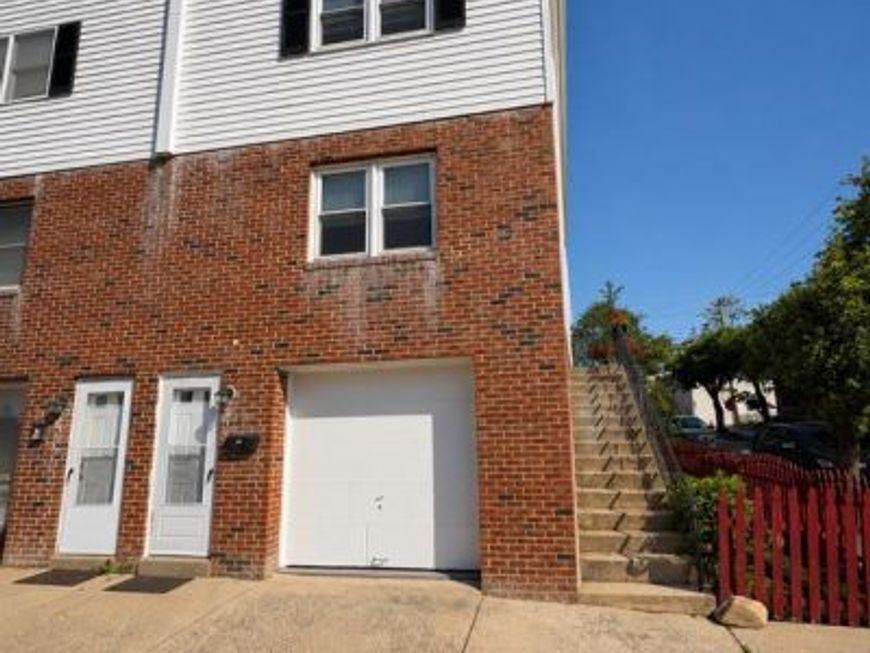 584 Green Lane , Philadelphia, PA 19128 Main Photo