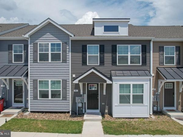 81 HERITAGE HILLS DRIVE , MARTINSBURG, WV 25405