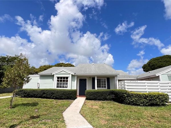 13775 SW 149th Cir Ln , Miami, FL 33186