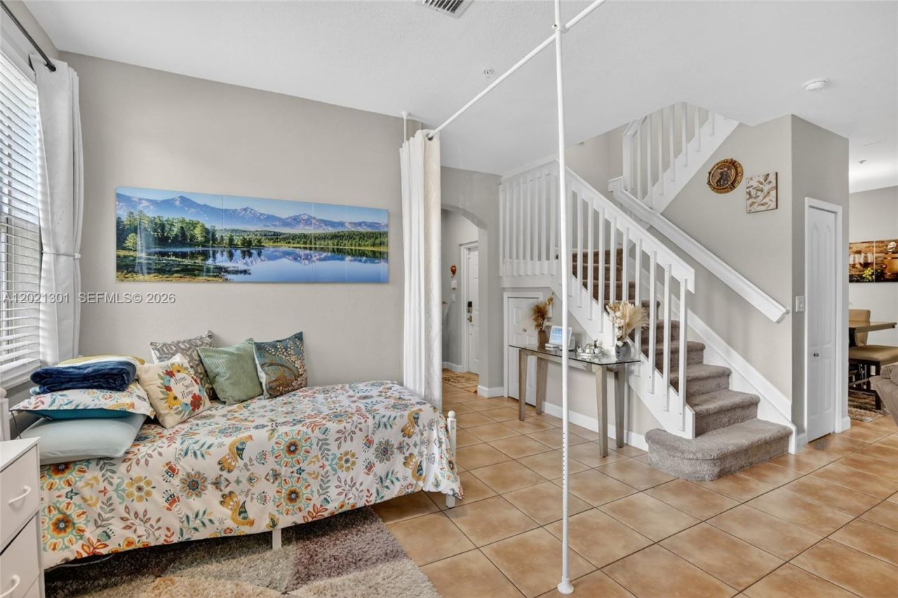 120 Jacaranda Country Club Dr , Unit 205, Plantation, FL 33324 Photo