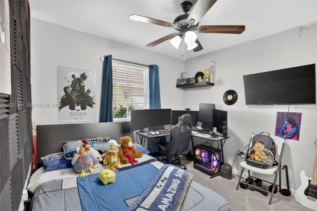 120 Jacaranda Country Club Dr , Unit 205, Plantation, FL 33324 Photo