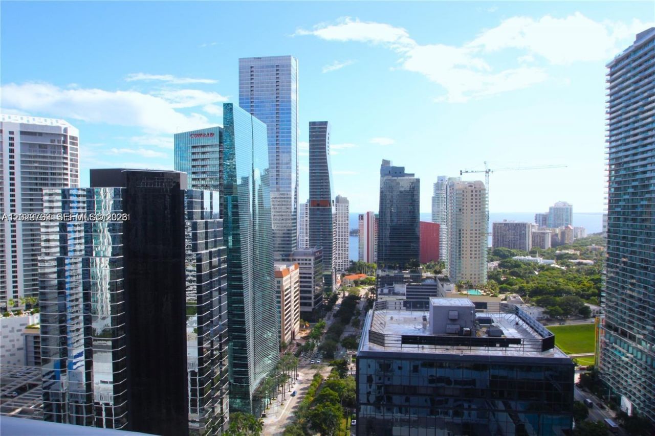 1060 Brickell Ave , Unit 3109, Miami, FL 33131 Photo