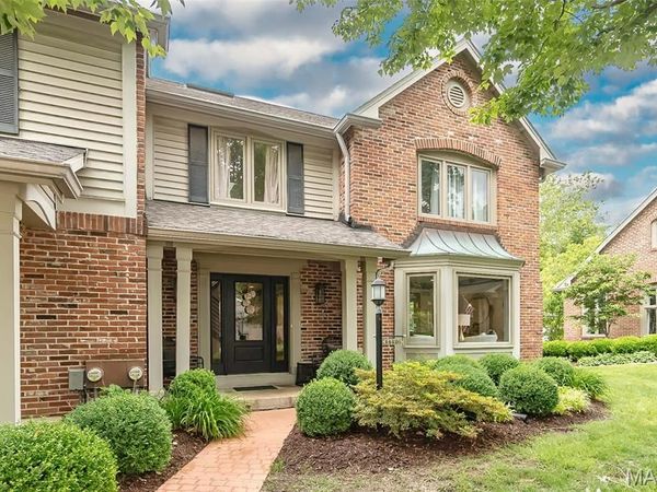 14426 Open Meadow Court W, Chesterfield, MO 63017