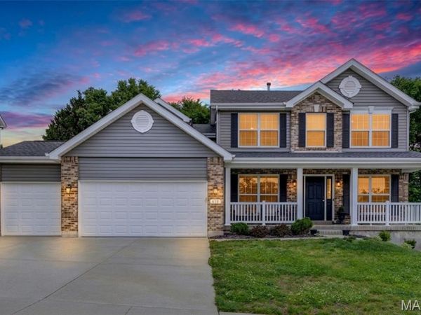 618 Creek Bend Drive, Lake St Louis, MO 63367