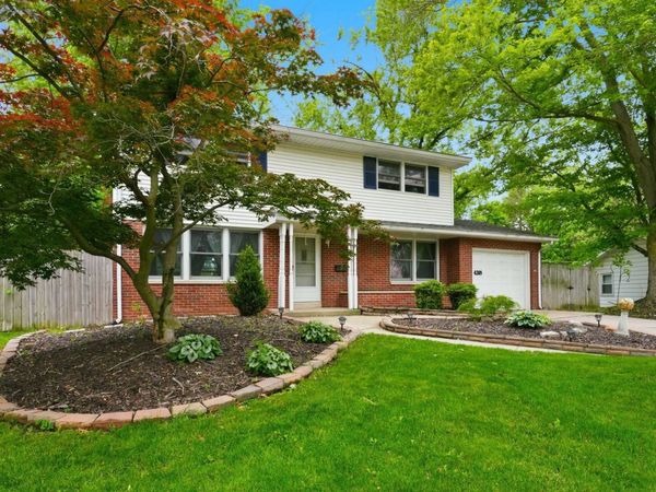 4318 Lynwood Court, Fort Wayne, IN 46815