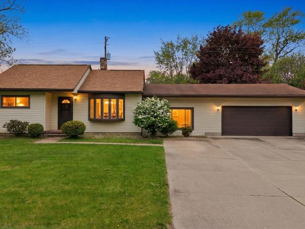 3350 Pearl Drive, Monroe, MI 48162