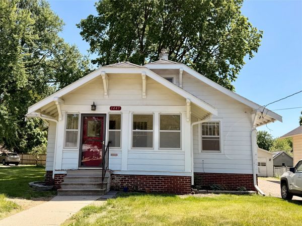 1447 Milton Avenue, Des Moines, IA 50316