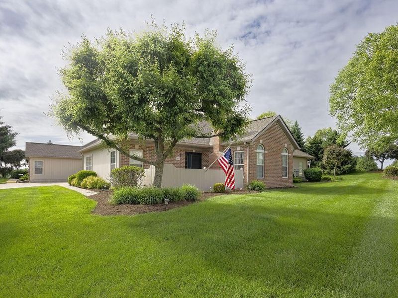 6 Woodberry Drive , Mount Vernon, OH 43050 Photo 1
