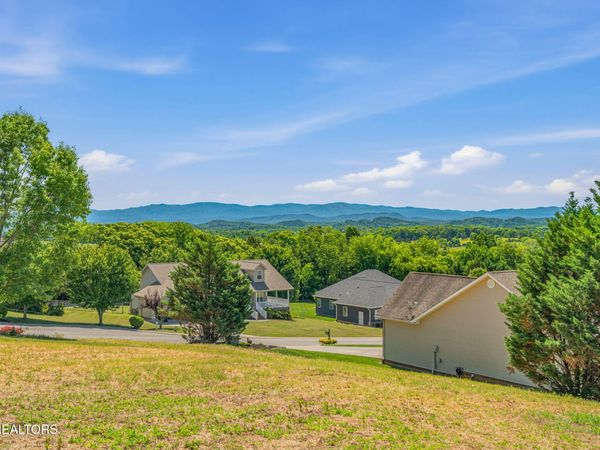 165 Cold Creek Rd, Madisonville, TN 37354