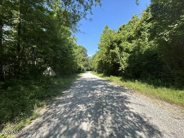 Lower Gloster Road, Crosby, MS 39633